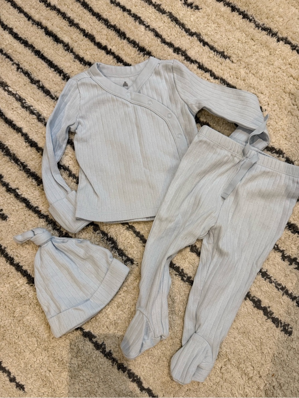 New GAP Baby Light Blue Knit Top and Footed Pants Set 3-6 Month